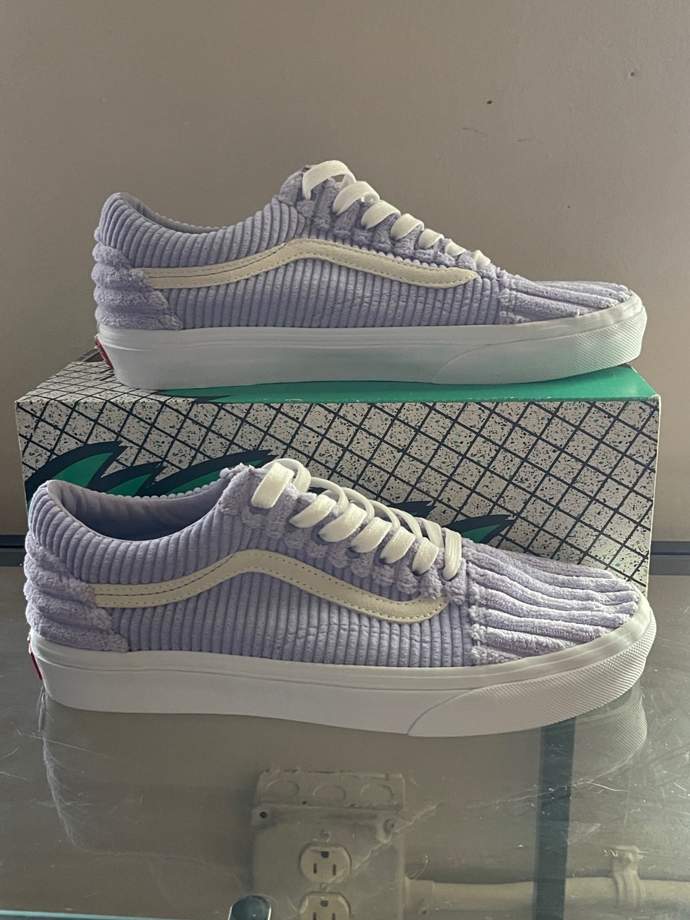 NWT Purple Corduroy Anderson Paak Limited Edition Vans